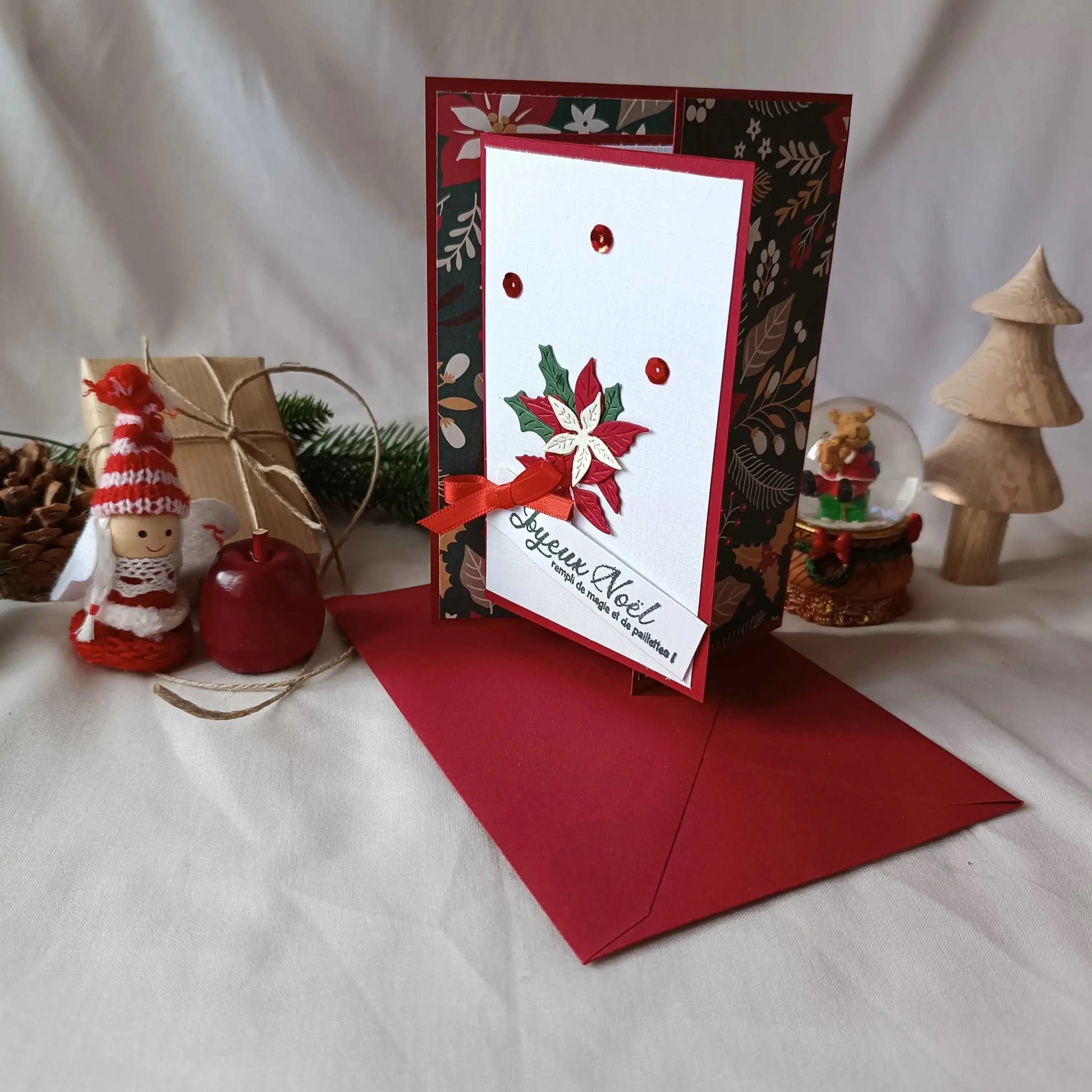 Carte de Noël rouge pour carte-cadeau ou billet