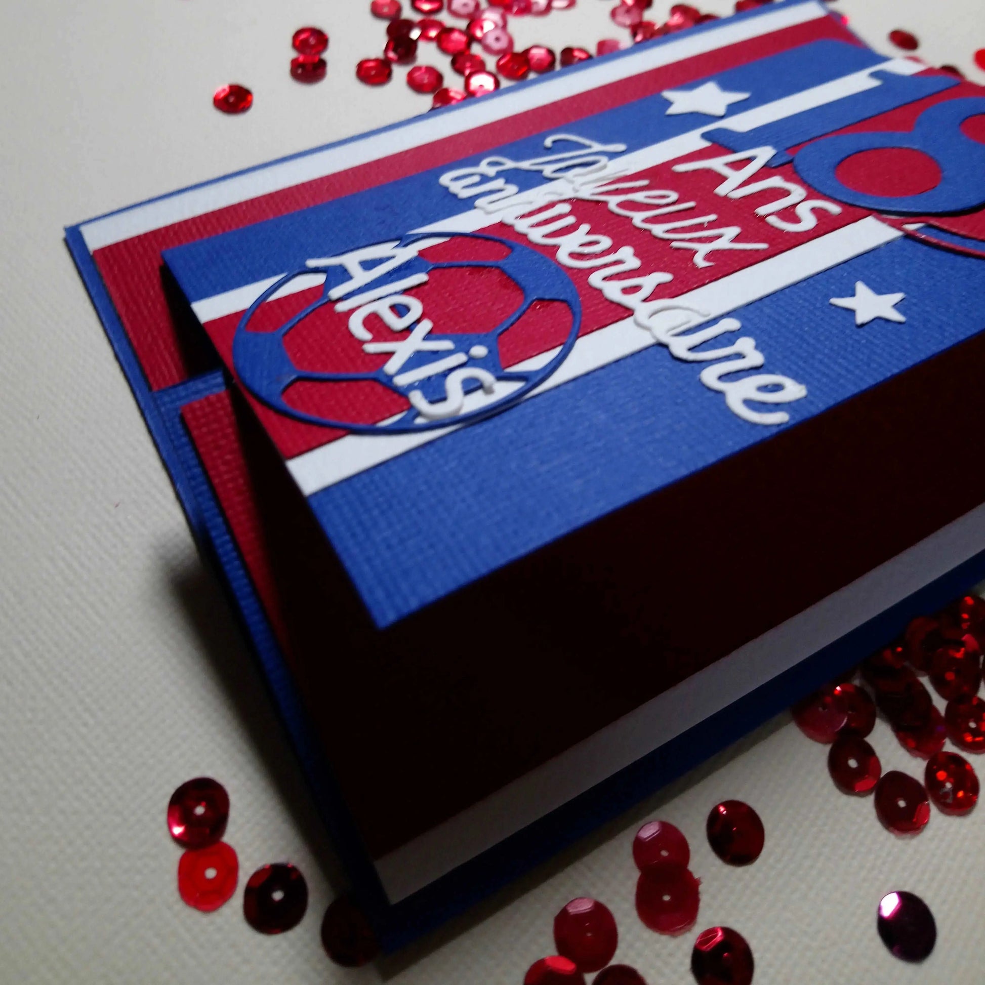 Carte anniversaire garçon / carte anniversaire football / personnalisation football prénom / carte joyeux anniversaire garçon / carte anniversaire fait main / jolie carte anniversaire / joli carte anniversaire avec prénom / cadeau anniversaire personnalisé