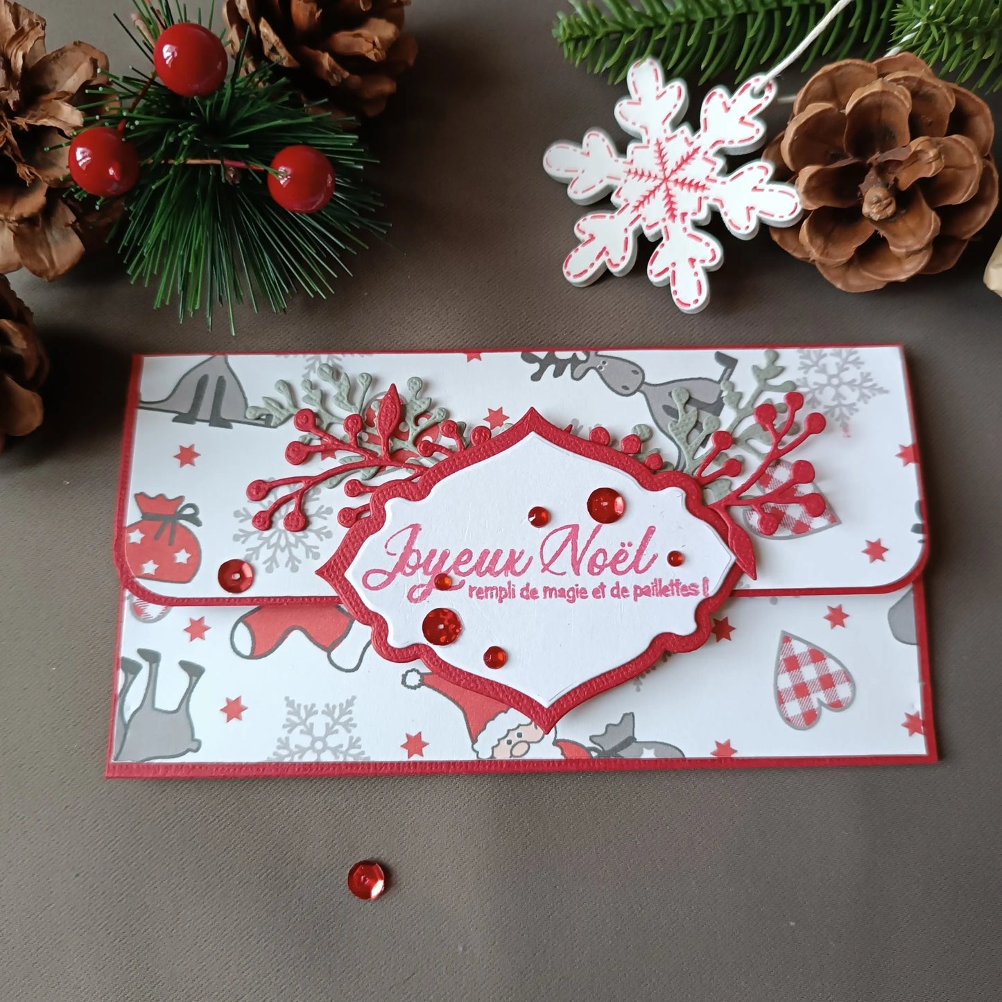 Pochette de Noël pour carte-cadeau, rouge, blanche et grise