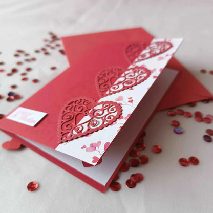 Carte de saint valentin rouge, cadeau saint valentin 2024, idée cadeau saint valentin, cadeau saint valentin femme, cadeau saint valentin homme, carte de saint valentin 2024, saint valentin 2024, cadeau saint valentin ado, carte amoureux, carte d amour, je t aime, fêter l amour, célébrer l amour