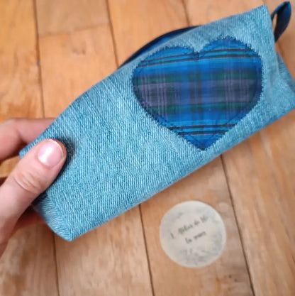 Trousse rectangulaire upcycling jeans, entièrement doublée