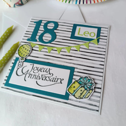 Carte anniversaire homme ou garçon personnalisable verte de l’Atelier de Lili la souris - cadeau personnalisation prénom - carte joyeux anniversaire - carte anniversaire faite main - jolie carte anniversaire - joli carte anniversaire avec prénom - cadeau anniversaire personnalisé - carte anniversaire garçon - cadeau anniversaire - carte anniversaire personnalisée - carte anniversaire pour homme - idée cadeau anniversaire - idée cadeau garçon - carte  joyeux anniversaire