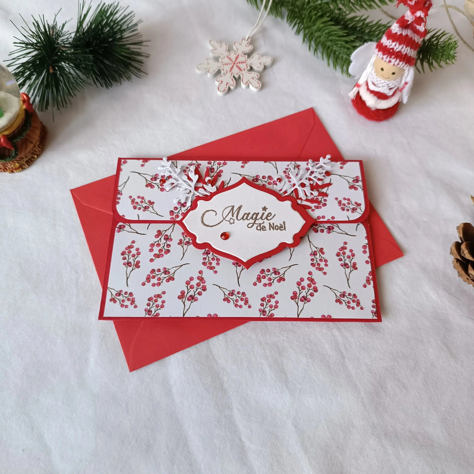 pochette carte-cadeau de noel - carte de voeux 2024 - idée cadeau noel - noel 2024 - cadeau noel 2024 - carte de noel -pochette carte-cadeau de noel rouge et blanc de L’Atelier de Lili la souris