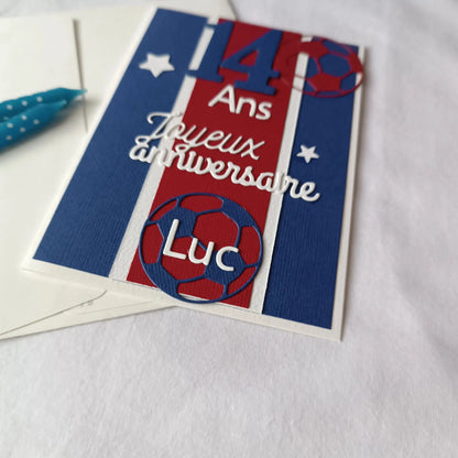 Carte anniversaire foot -  bleu marine et rouge - personnalisable