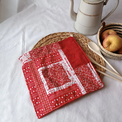 Essuie-main lavable - rouge - tissus éponge et coton façon patchwork Récup' Tissu de Lili