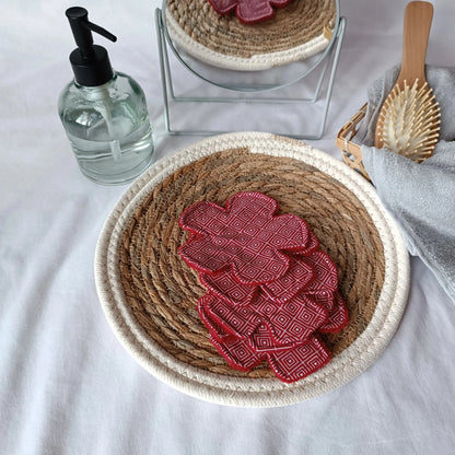 Lingettes démaquillantes / Lingettes démaquillantes lavables forme fleurs de Récup’ Tissu de Lili / lingettes lavables / lingettes réutilisable / accessoires zéro déchet / lingettes écoresponsable / lingettes éponge de bambou / lingette démaquillante lavable / lot de 5 lingettes démaquillantes lavables / lingette démaquillante lavable bambou / coton démaquillant tissu / lingette nettoyante